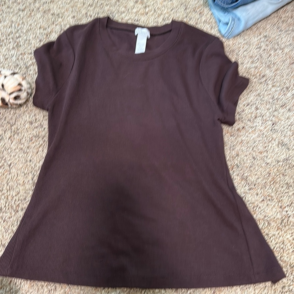 backless tilly’s shirt